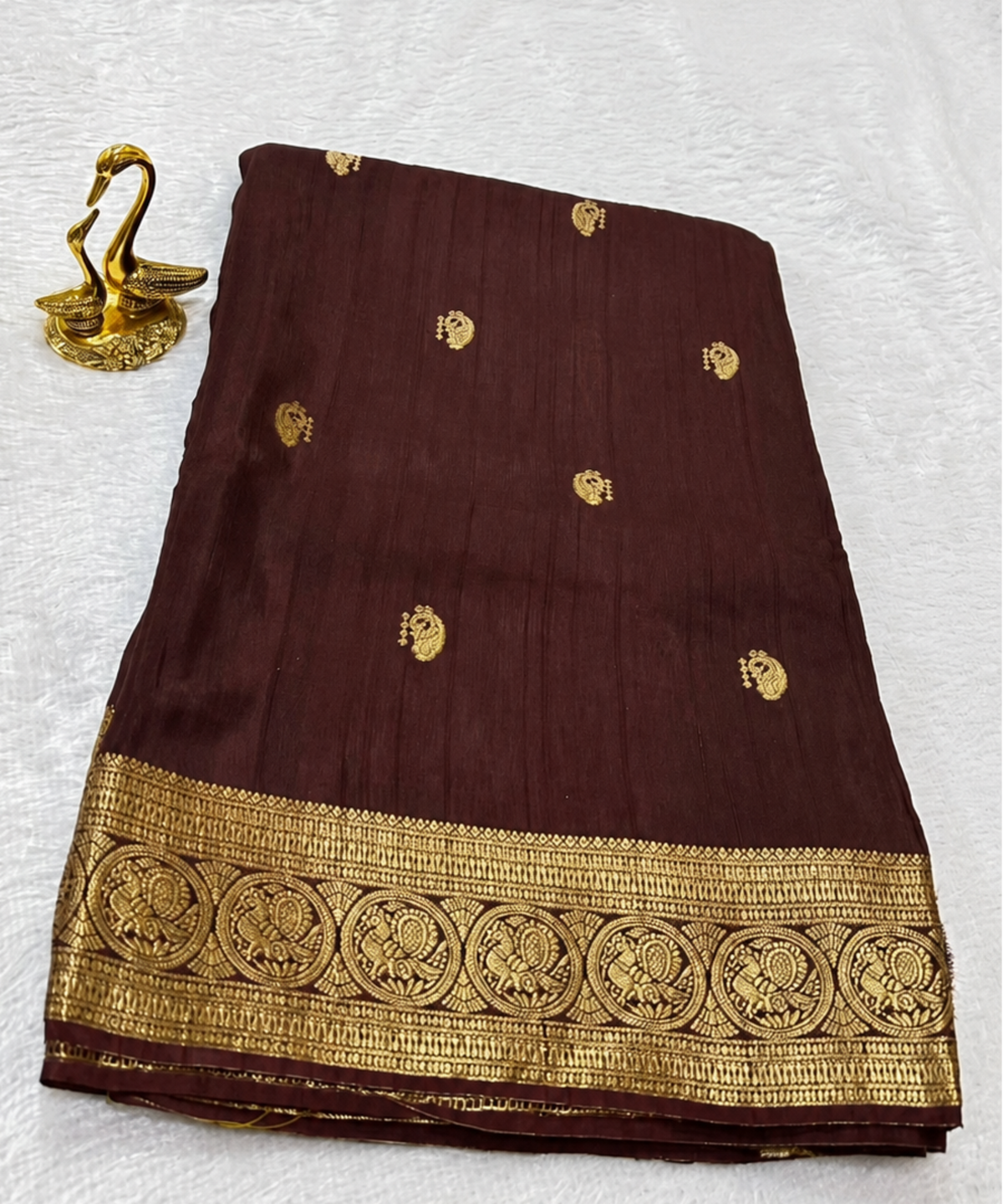 Vintage style viscose silk saree Coco Brown Shade | Glow & Glitter Boutique