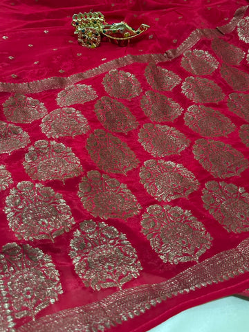 Banaras Crepe silk saree | Glow & Glitter Boutique