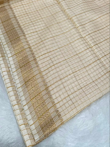 Traditional Kerala Kasavu Saree in Ivory with Rich Gold Zari Border | Glow & Glitter Boutique