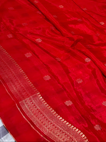 Premium Kanchi silk saree Black & Silver Grey Checks with Red Border | Glow & Glitter Boutique