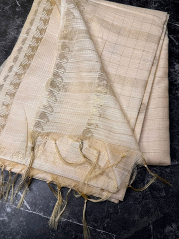 Royal Mango Weave Onam Saree | Glow & Glitter Boutique